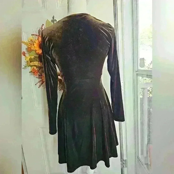 Vintage 90s K Luly brown Velvet button Front long sleeve dress size m - Picture 3 of 4